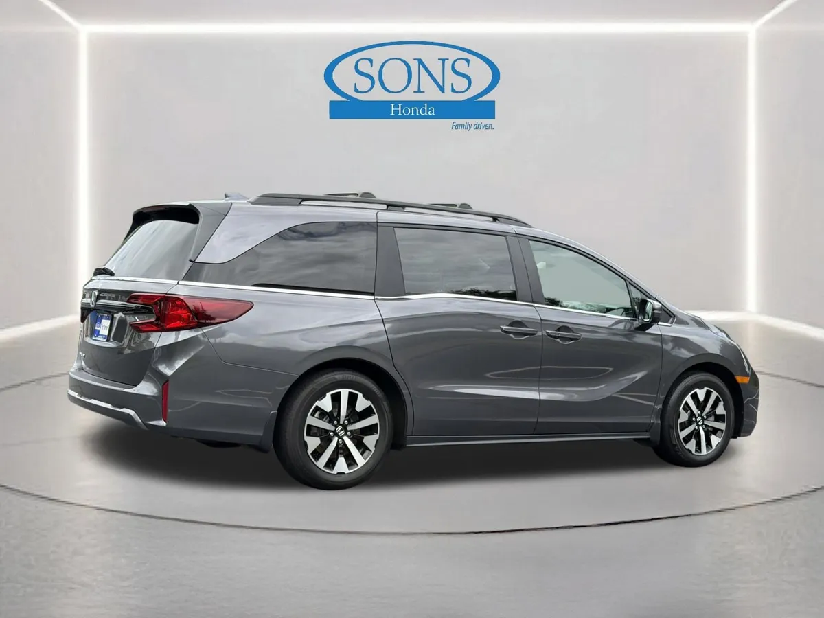 2026 Honda Odyssey EX-L thumbnail 30