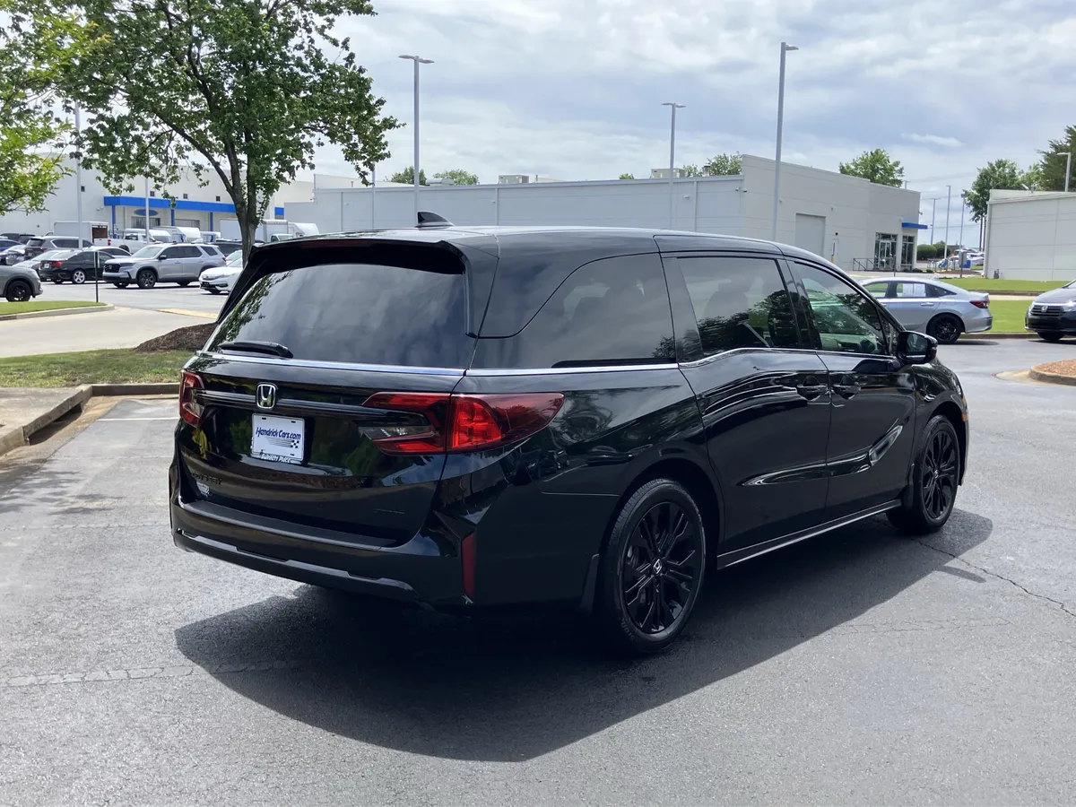 2026 Honda Odyssey Sport-L Auto thumbnail 10
