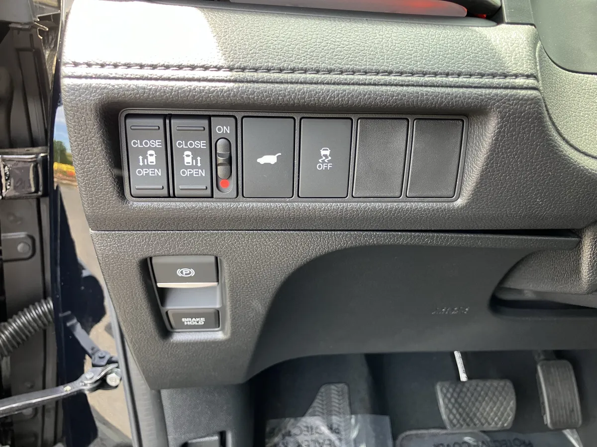 2026 Honda Odyssey Sport-L Auto thumbnail 57