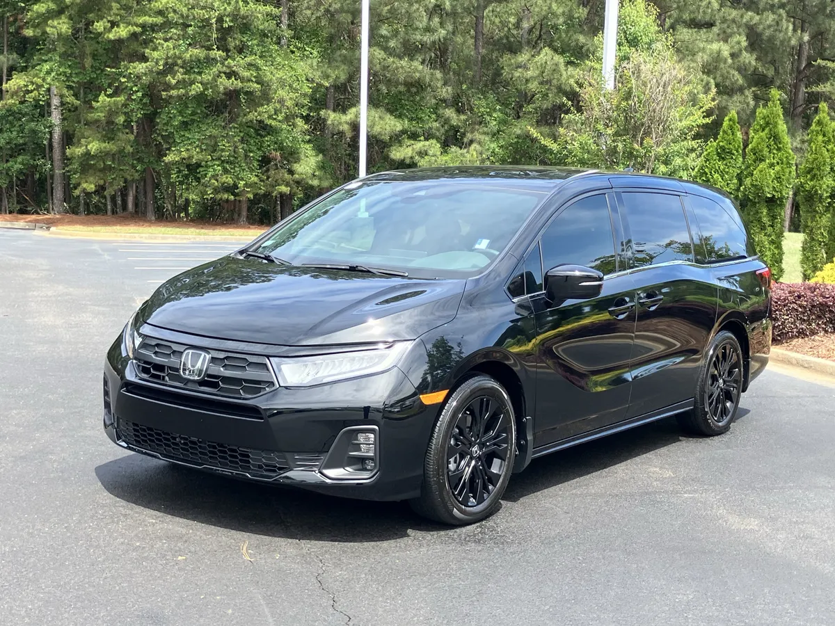 2026 Honda Odyssey Sport-L Auto thumbnail 6