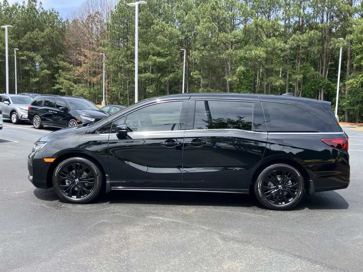 2026 Honda Odyssey Sport-L Auto thumbnail 7
