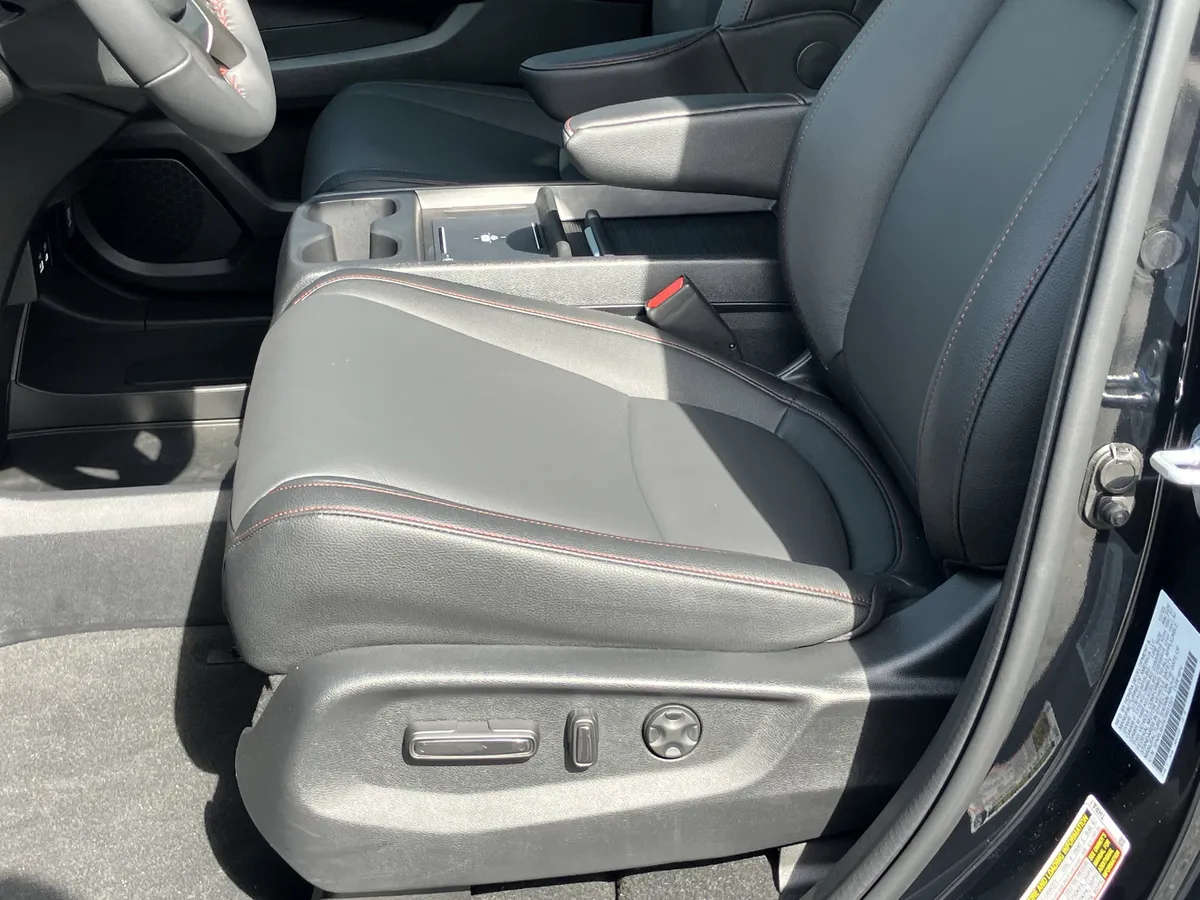2026 Honda Odyssey Sport-L Auto thumbnail 17
