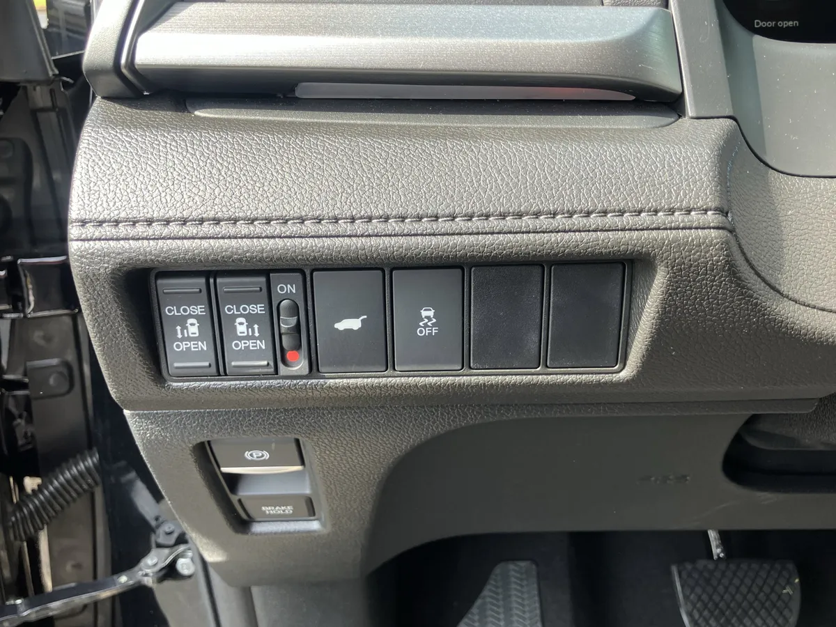 2026 Honda Odyssey Sport-L Auto thumbnail 19
