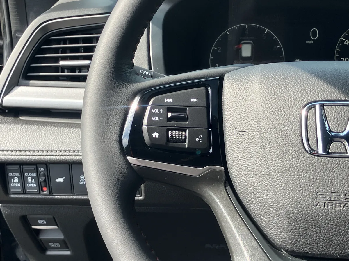 2026 Honda Odyssey Sport-L Auto thumbnail 60