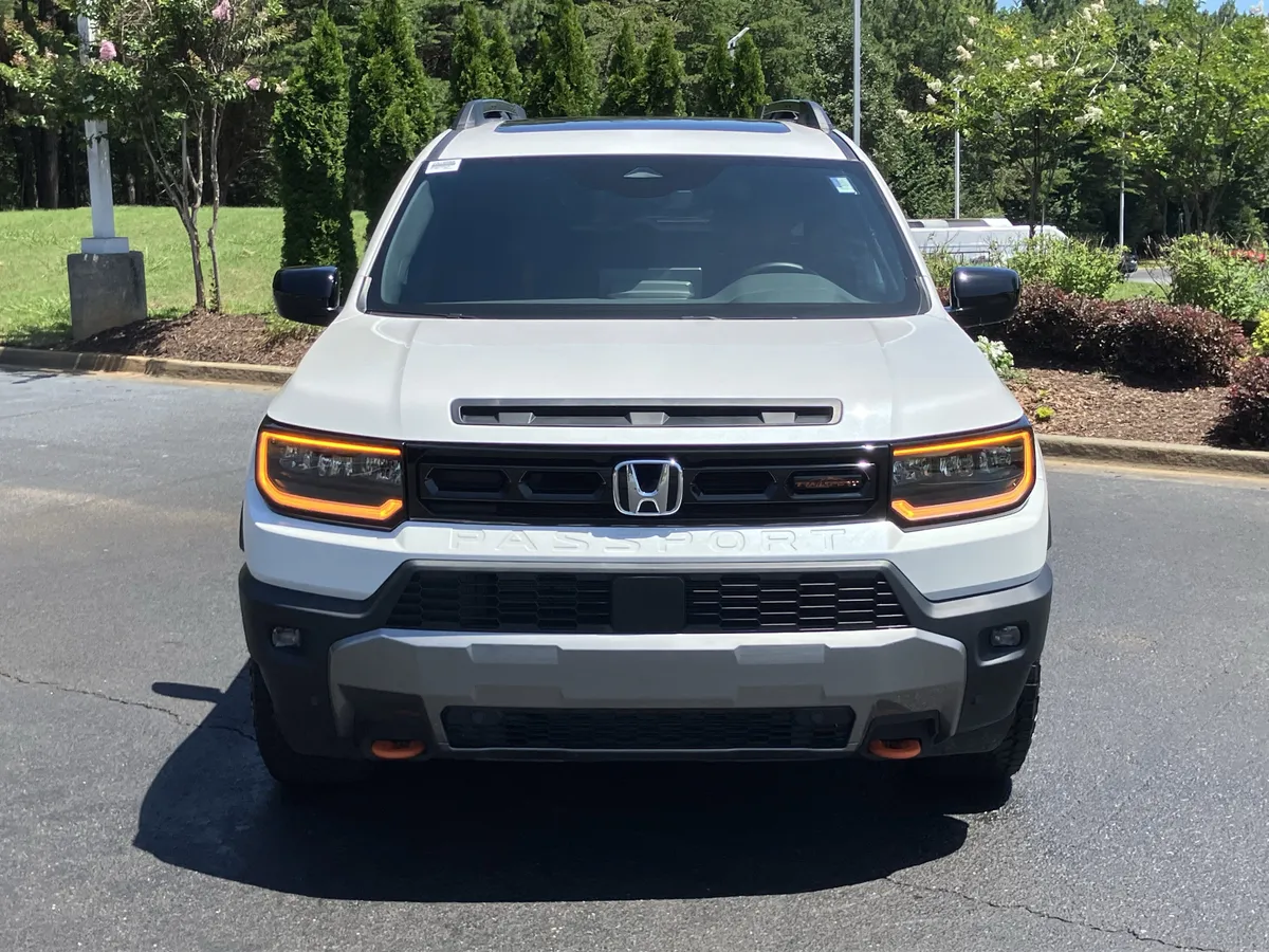 2026 Honda Passport TrailSport AWD thumbnail 3