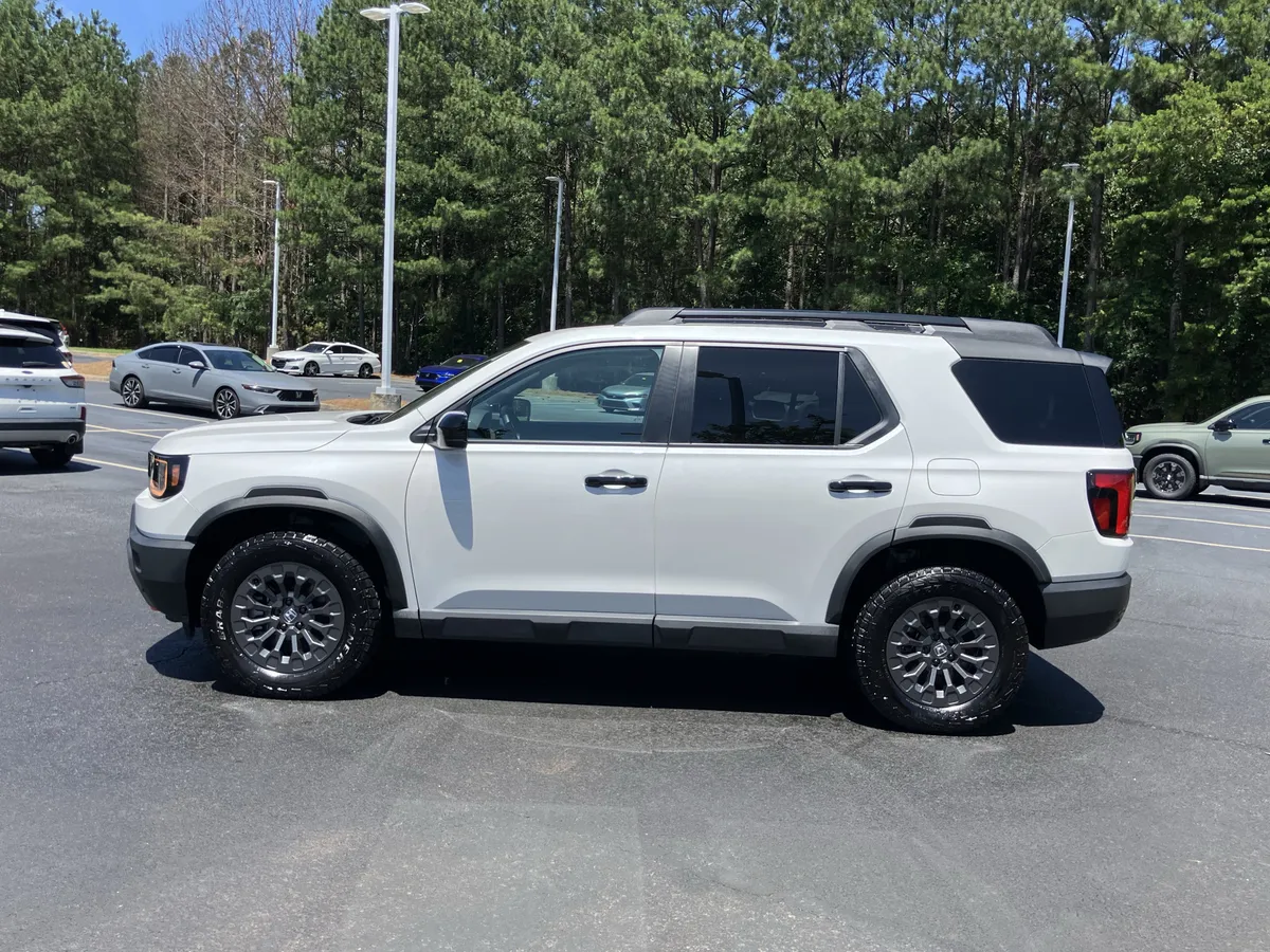 2026 Honda Passport TrailSport AWD thumbnail 7