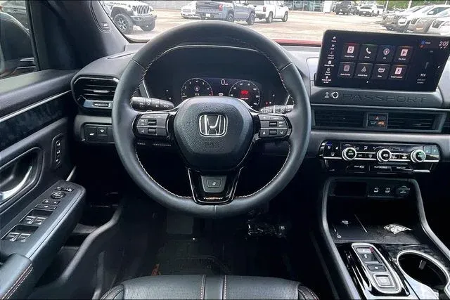 2026 Honda Passport TrailSport Elite thumbnail 8