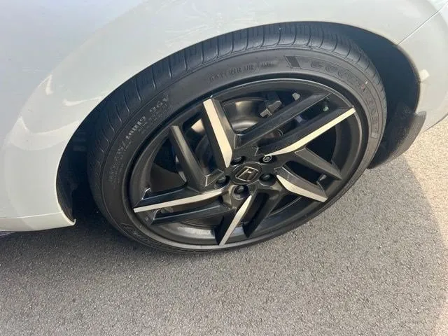 2026 Honda Prelude Hybrid Two-Tone thumbnail 4