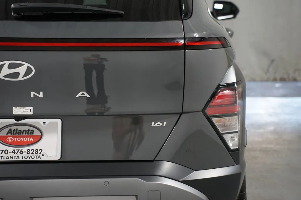 2026 Hyundai Kona Limited thumbnail 10
