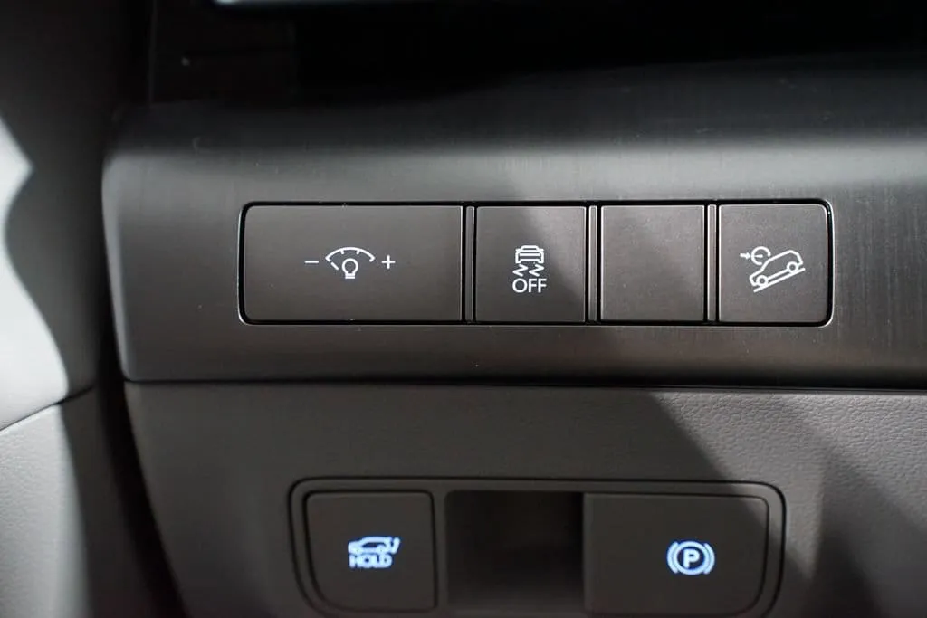 2026 Hyundai Kona Limited thumbnail 27