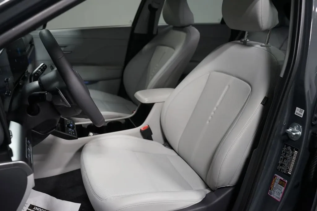 2026 Hyundai Kona Limited thumbnail 29