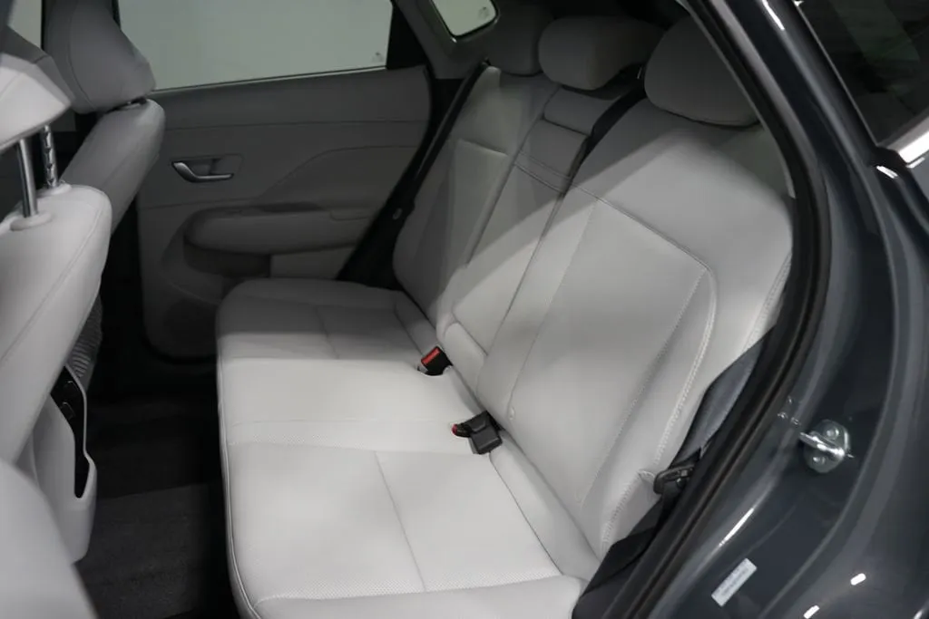 2026 Hyundai Kona Limited thumbnail 31