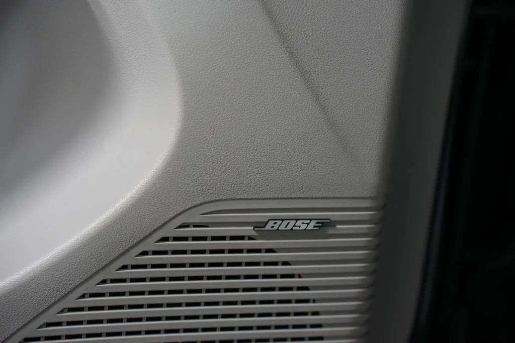2026 Hyundai Kona Limited thumbnail 35