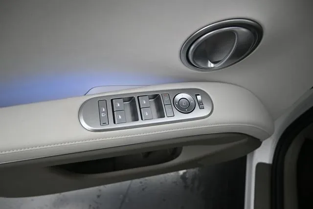 2026 Hyundai Palisade Limited thumbnail 11