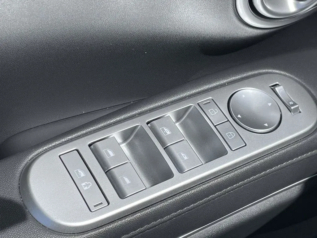 2026 Hyundai Palisade SEL thumbnail 16