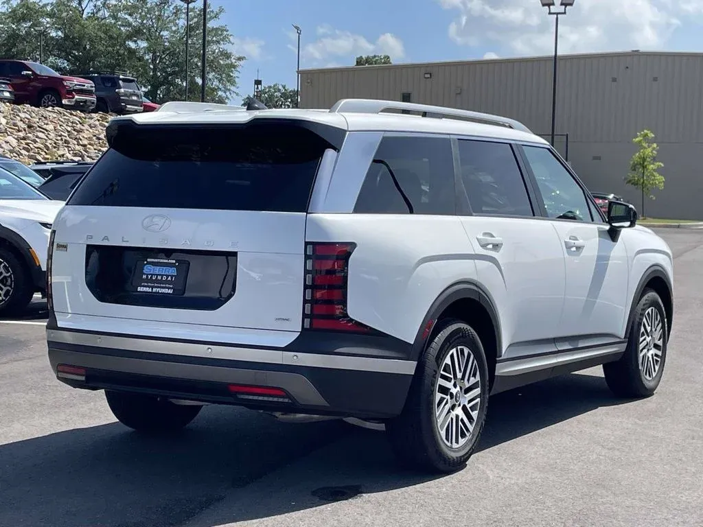 2026 Hyundai Palisade SEL thumbnail 3