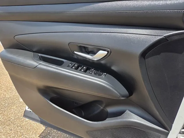 2026 Hyundai Santa Cruz SEL thumbnail 17