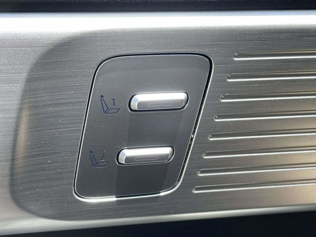 2026 Hyundai Santa Fe Limited thumbnail 16