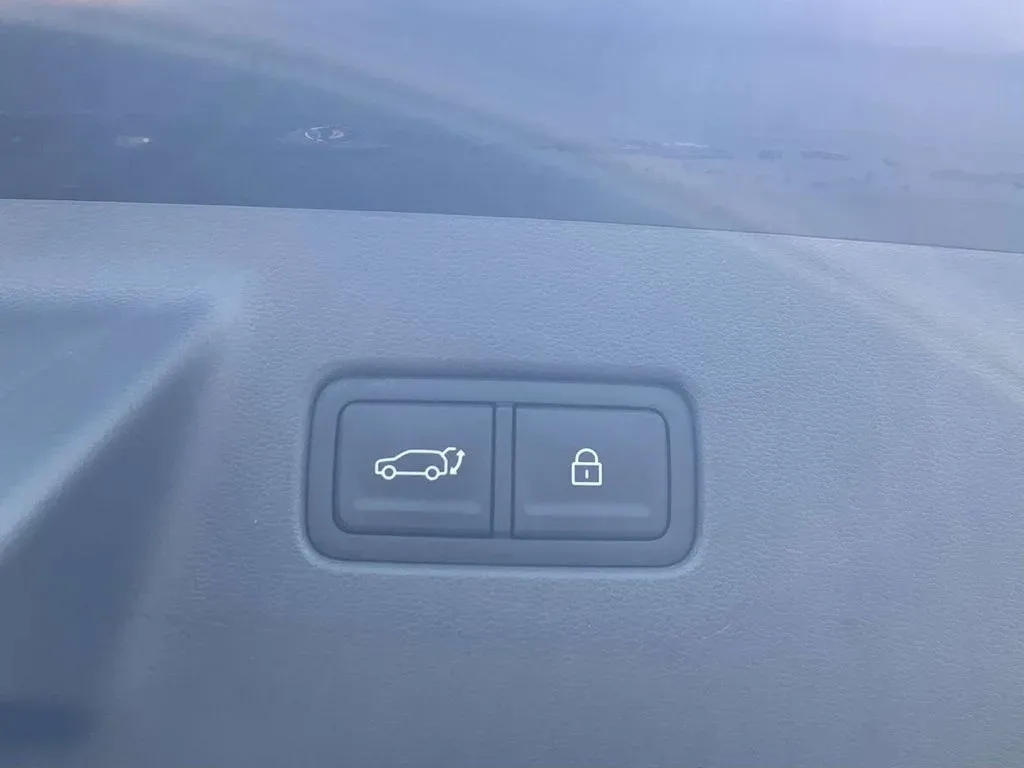 2026 Hyundai Santa Fe SE thumbnail 27