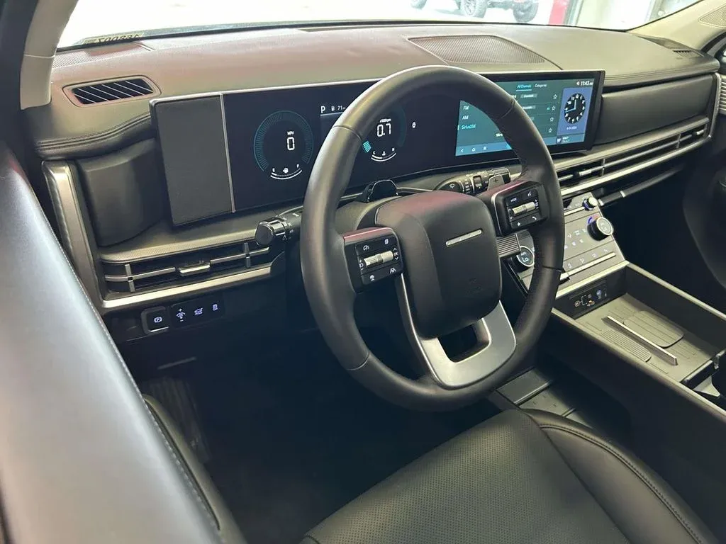2026 Hyundai Santa Fe SEL thumbnail 11