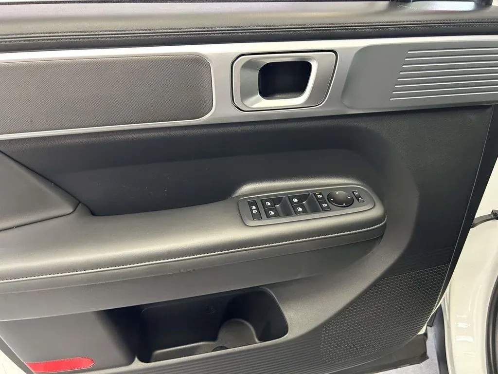 2026 Hyundai Santa Fe SEL thumbnail 14
