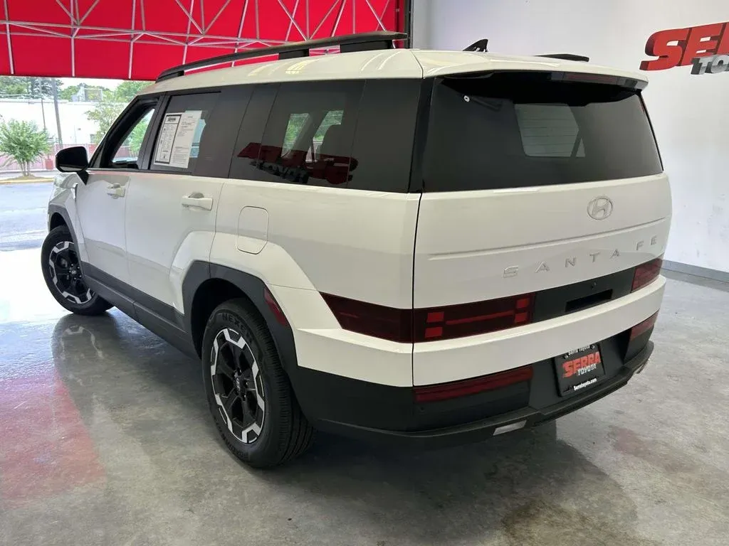 2026 Hyundai Santa Fe SEL thumbnail 5