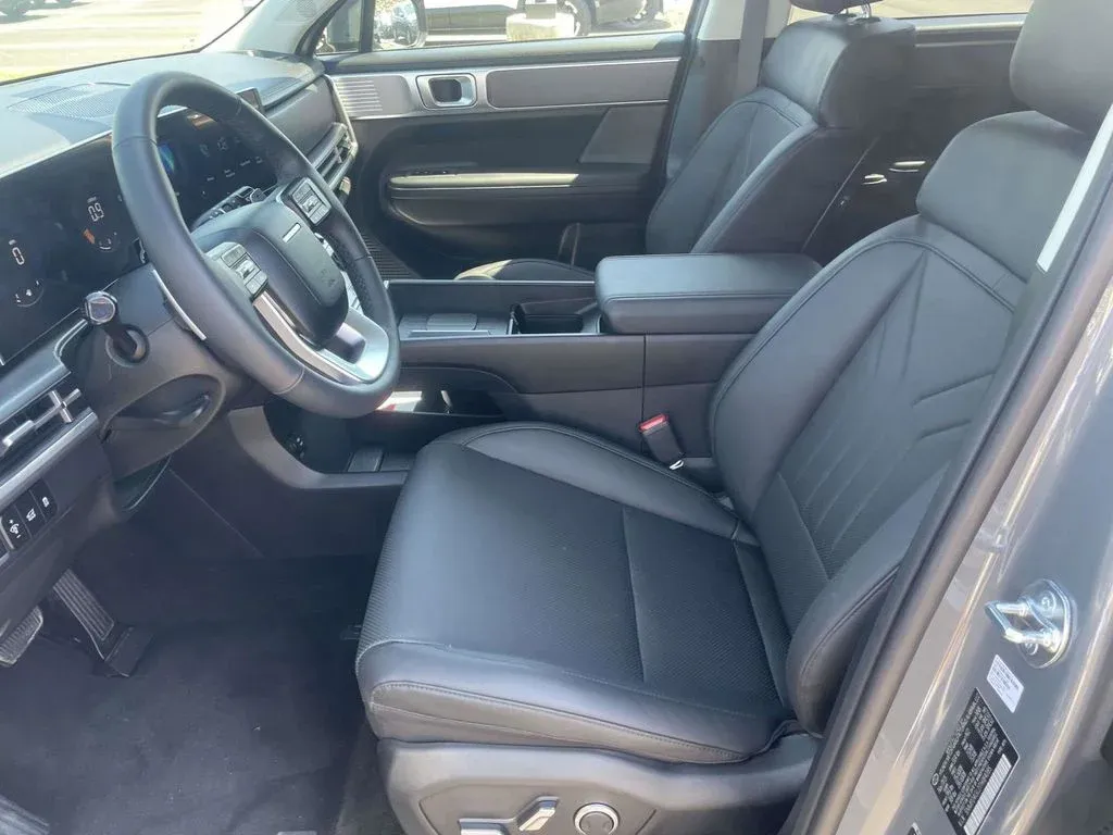 2026 Hyundai Santa Fe SEL thumbnail 11