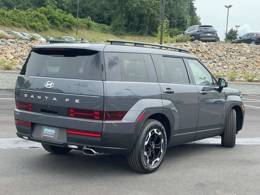 2026 Hyundai Santa Fe SEL thumbnail 3