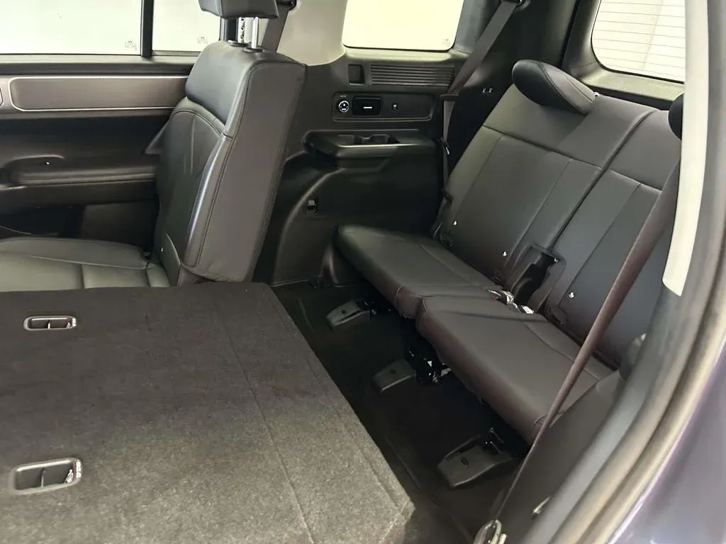 2026 Hyundai Santa Fe SEL thumbnail 12