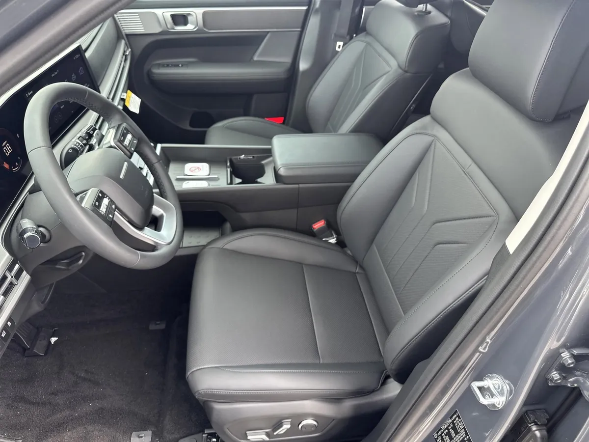 2026 Hyundai Santa Fe SEL thumbnail 22