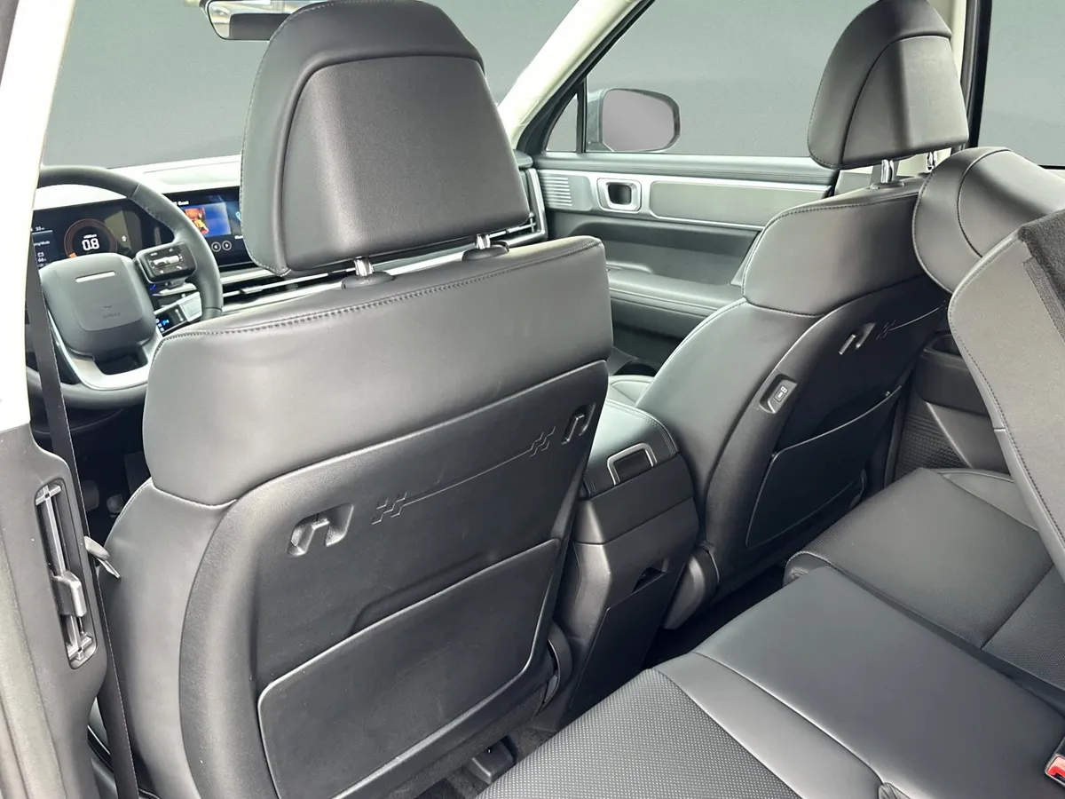 2026 Hyundai Santa Fe SEL thumbnail 25