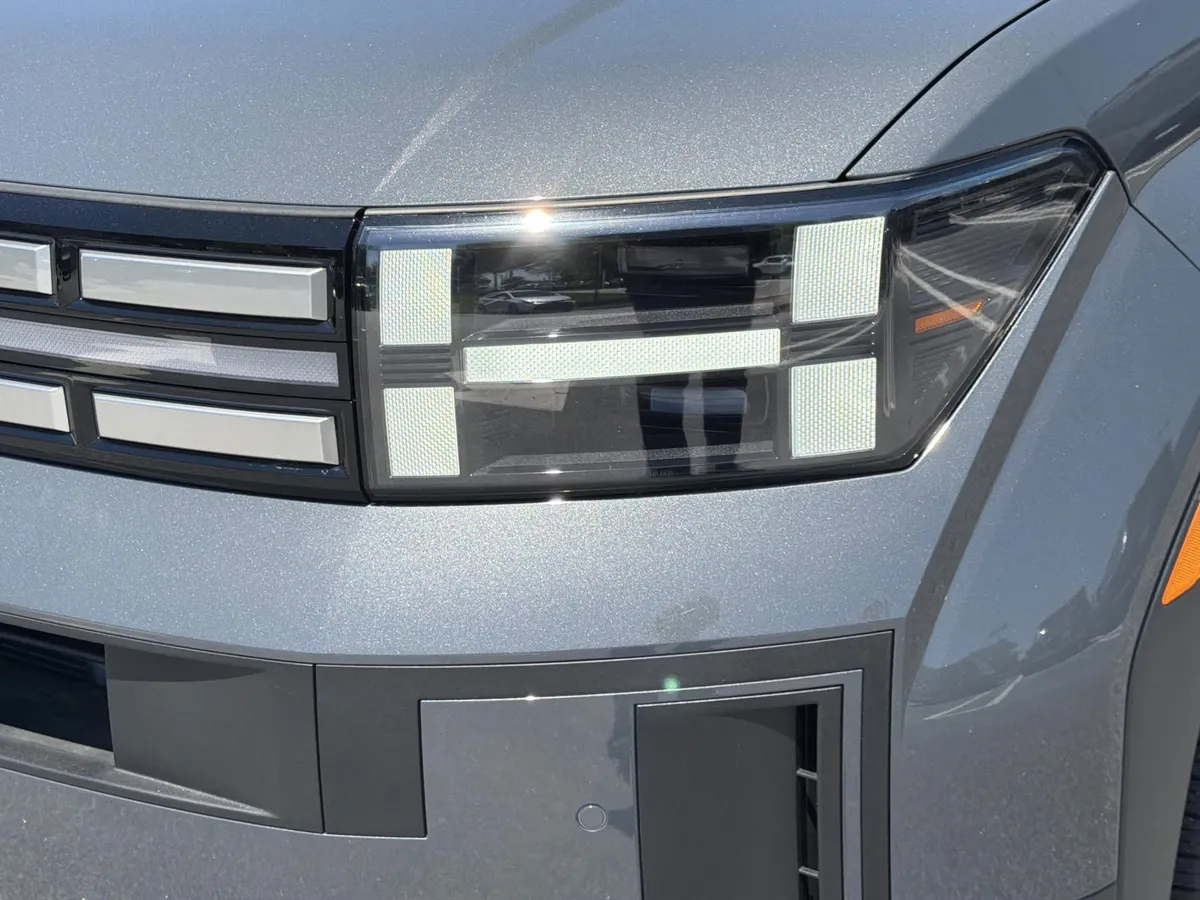 2026 Hyundai Santa Fe SEL thumbnail 31