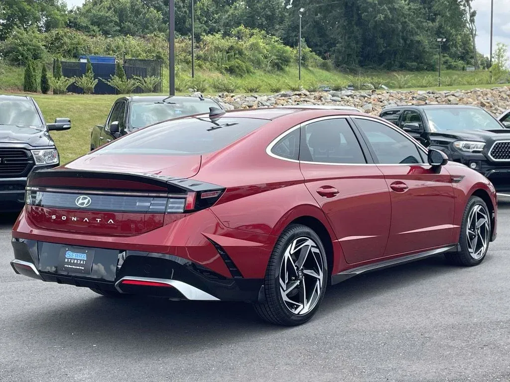 2026 Hyundai Sonata SEL Sport thumbnail 3
