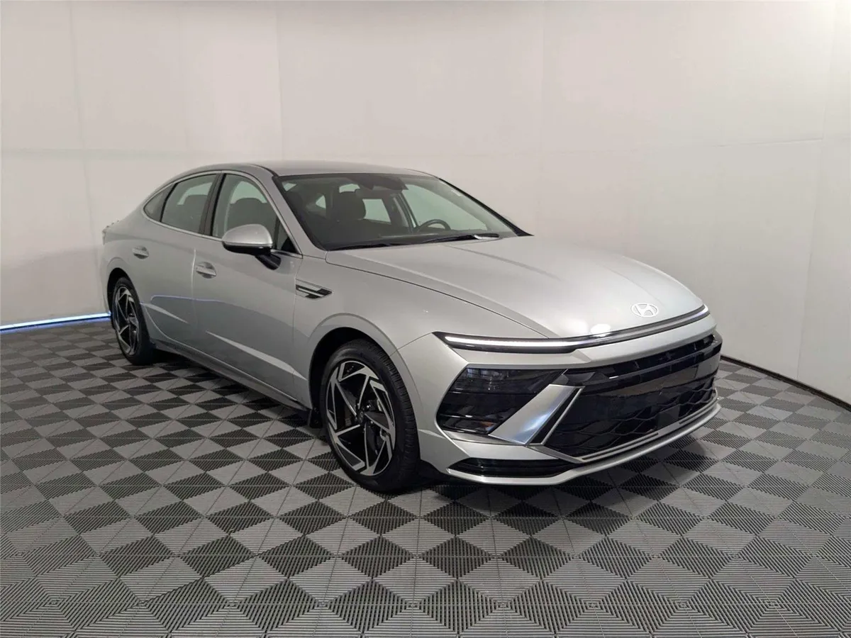 2026 Hyundai Sonata SEL Sport thumbnail 3