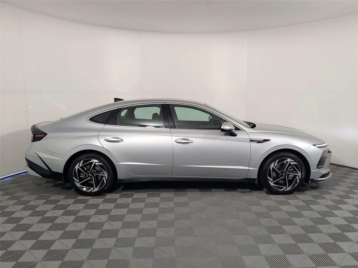 2026 Hyundai Sonata SEL Sport thumbnail 4