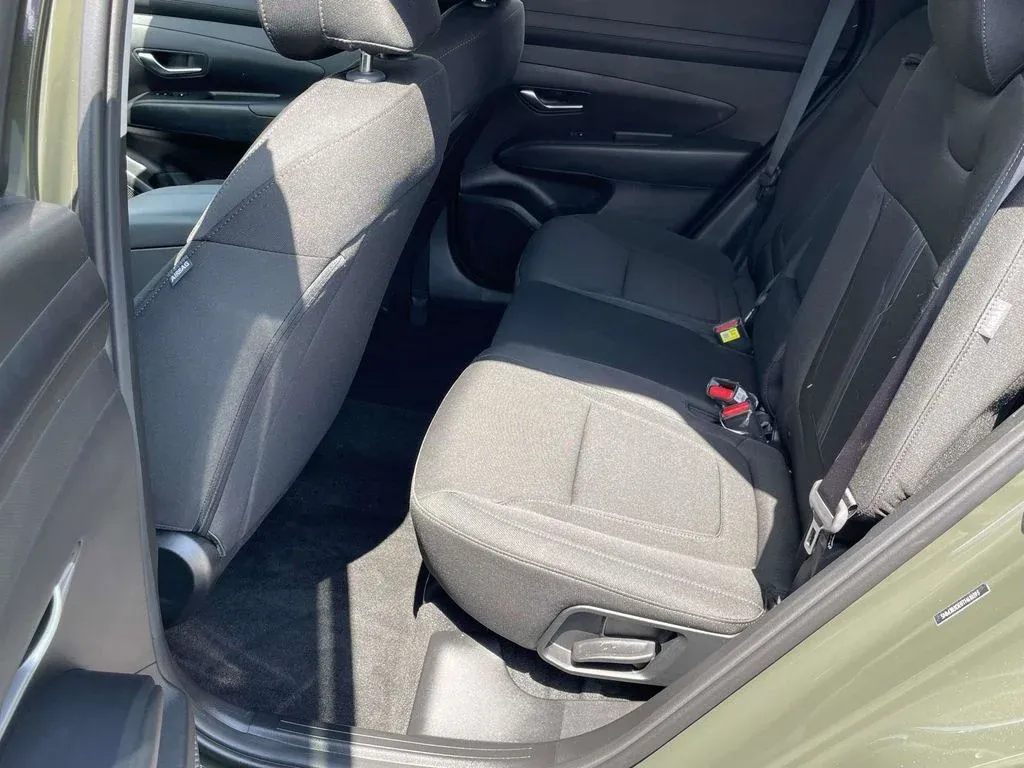 2026 Hyundai Tucson SEL thumbnail 10