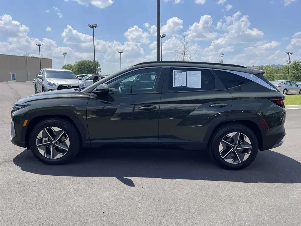 2026 Hyundai Tucson SEL thumbnail 6