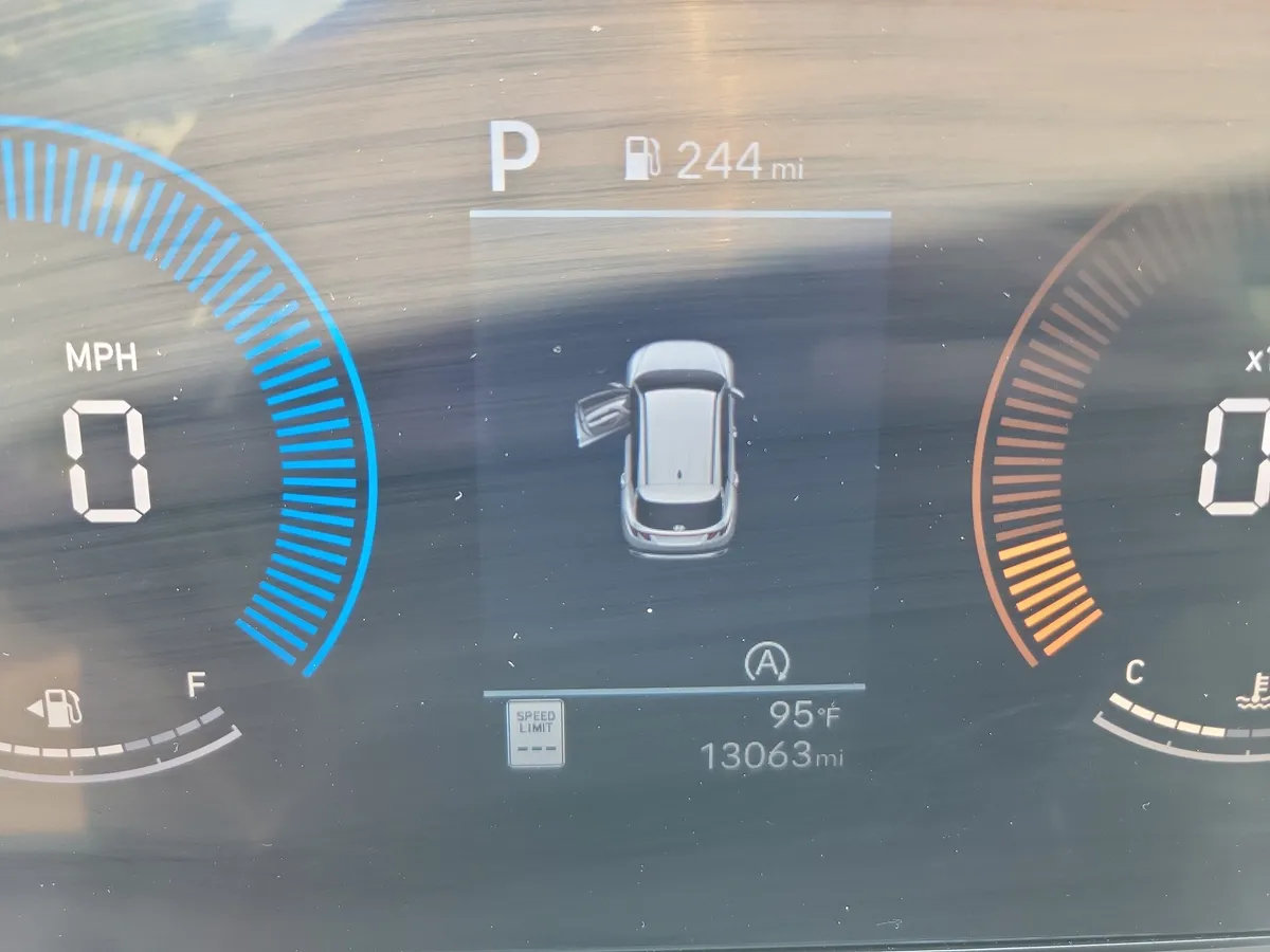 2026 Hyundai Tucson SEL thumbnail 25