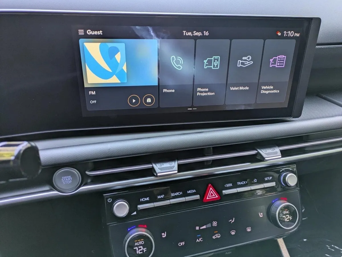 2026 Hyundai Tucson SEL thumbnail 12