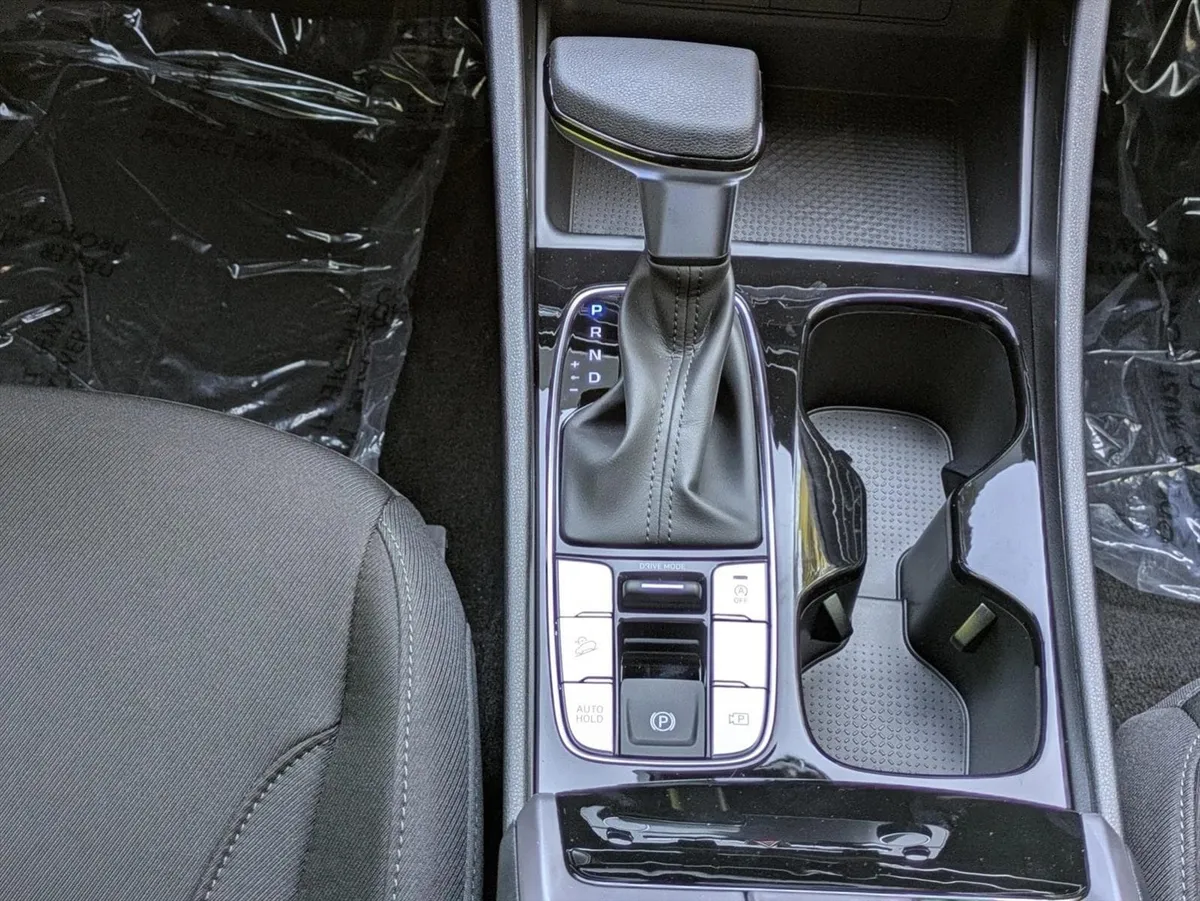 2026 Hyundai Tucson SEL thumbnail 15