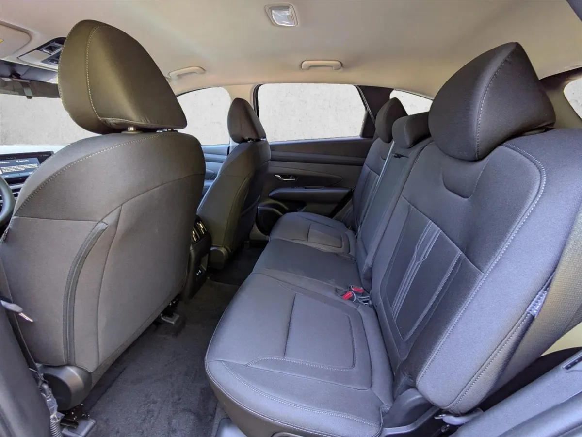 2026 Hyundai Tucson SEL thumbnail 17