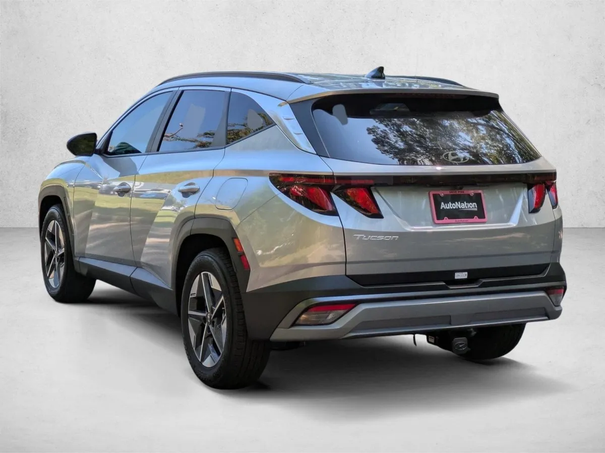 2026 Hyundai Tucson SEL thumbnail 7