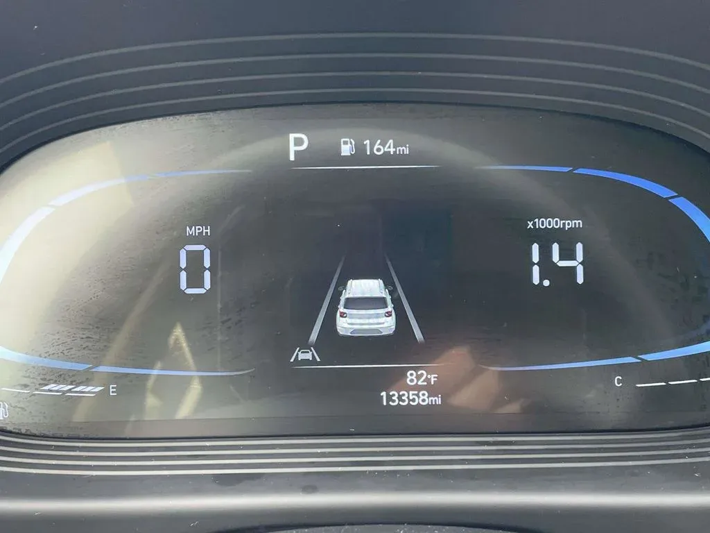 2026 Hyundai Venue SE thumbnail 22