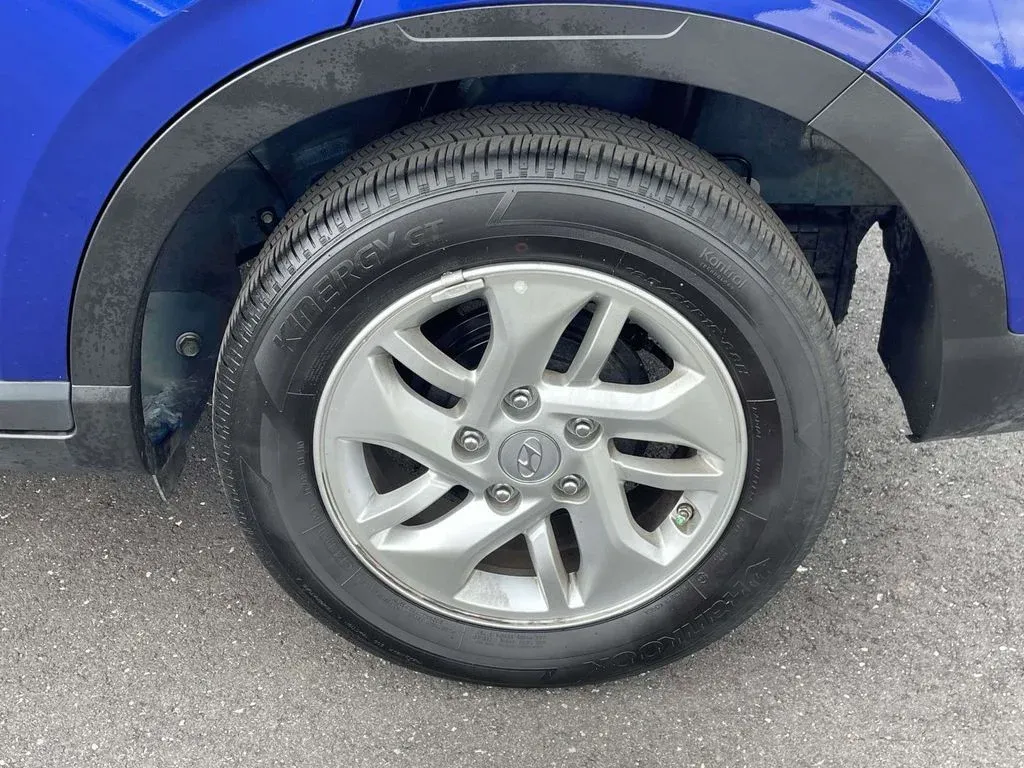 2026 Hyundai Venue SE thumbnail 26