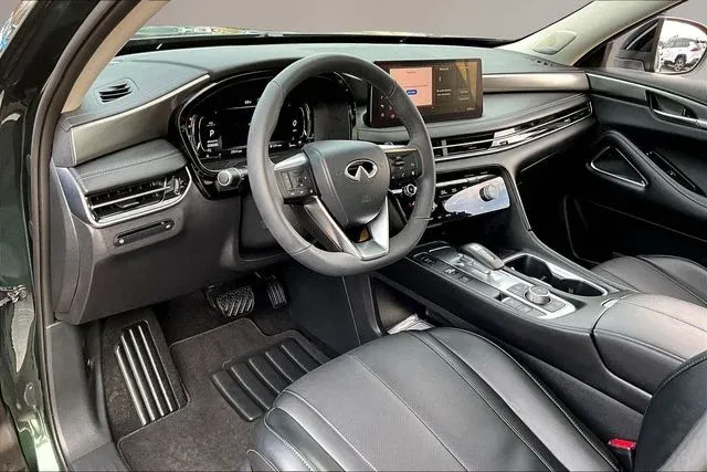 2026 INFINITI QX60 LUXE thumbnail 14