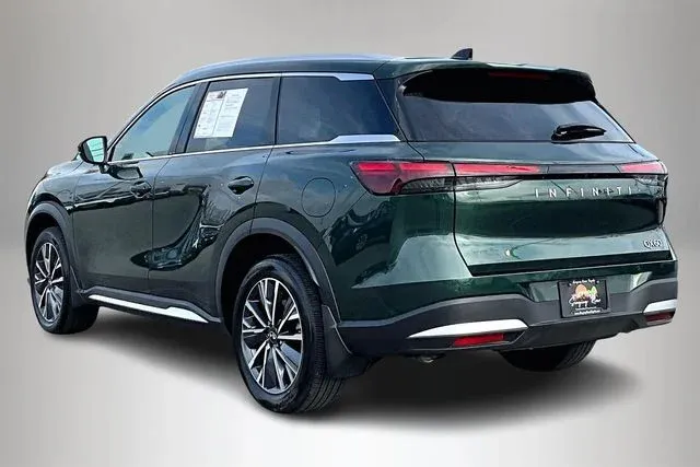2026 INFINITI QX60 LUXE thumbnail 4