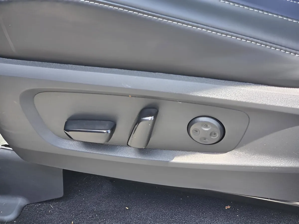2026 INFINITI QX60 SPORT thumbnail 15