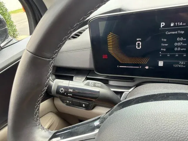 2026 Kia Carnival LXS thumbnail 36