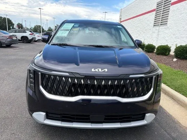 2026 Kia Carnival LXS thumbnail 2