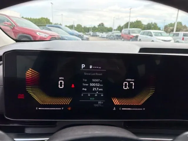 2026 Kia Carnival LXS thumbnail 32